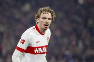 记者：拜仁总价4500万欧+要求分期付款报价沃尔特马德，立即遭拒