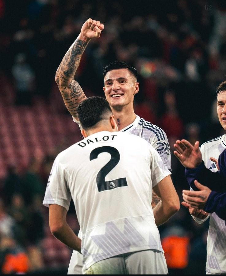 华体会app-萨哈:谢什科应该学习伊布,在每场比赛中都保持那种自信